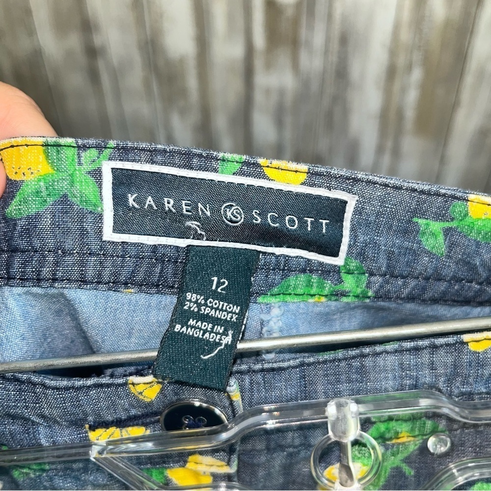 Karen Scott Lemon Print Denim Skort - Picture 6 of 6